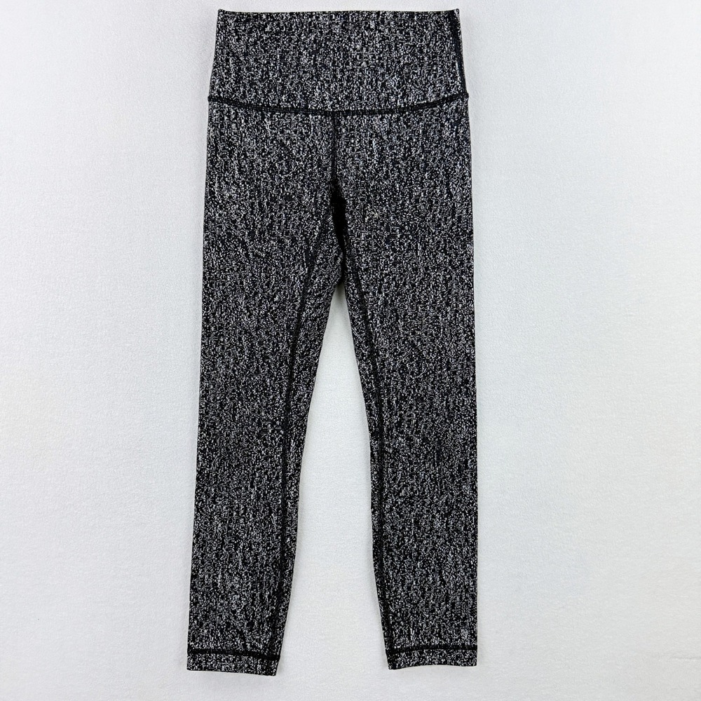 Lululemon High Times Pant, Luon Suited Jacquard Size 4 Womens Black/White‎